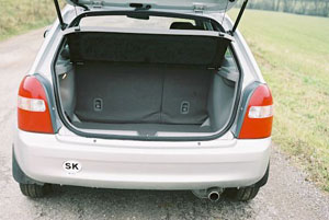Mazda 323F 1.6 i 16V Hatchback